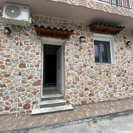 Stone House 48 M Apartment Acharnes Bagian luar foto