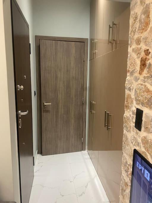 Stone House 48 M Apartment Acharnes Bagian luar foto