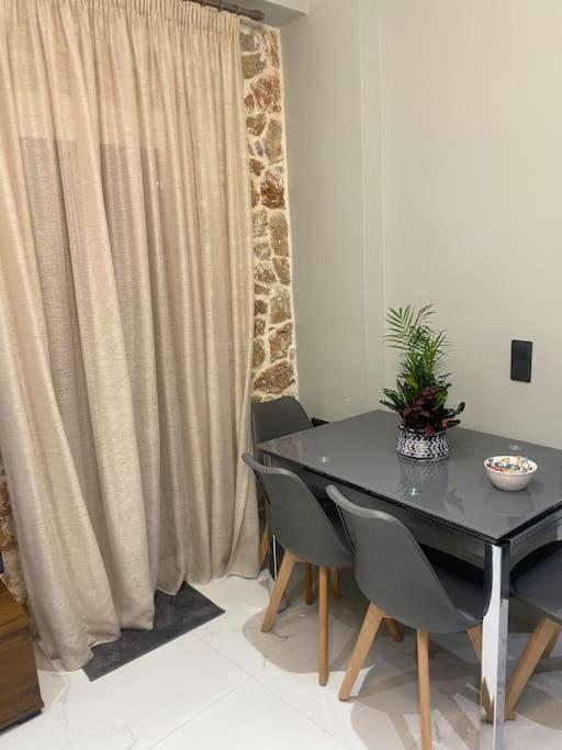 Stone House 48 M Apartment Acharnes Bagian luar foto